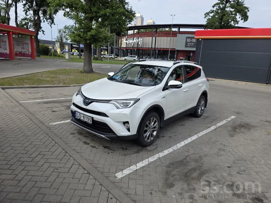 Toyota Rav4 2018 photo 3