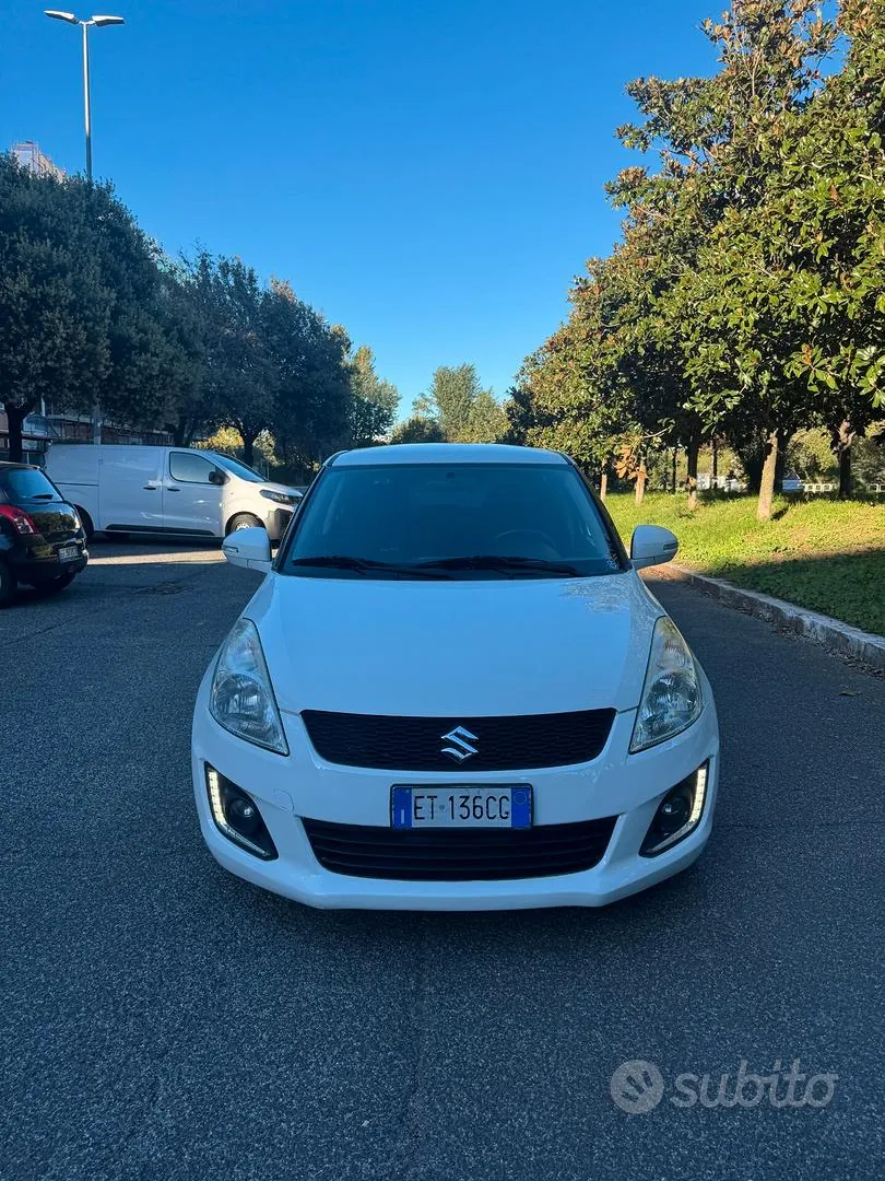 Suzuki Swift 2013 photo 2
