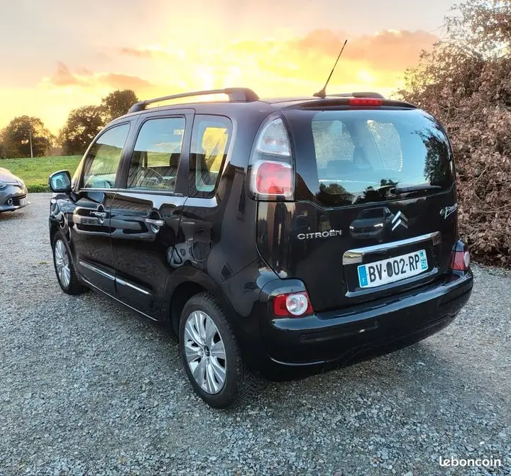 Citroen C3 Picasso 2011 photo 2