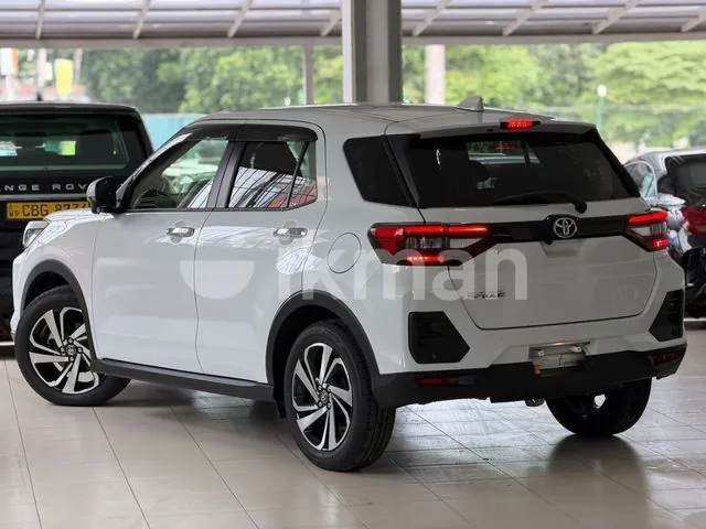 Toyota Raize 2025 photo 3