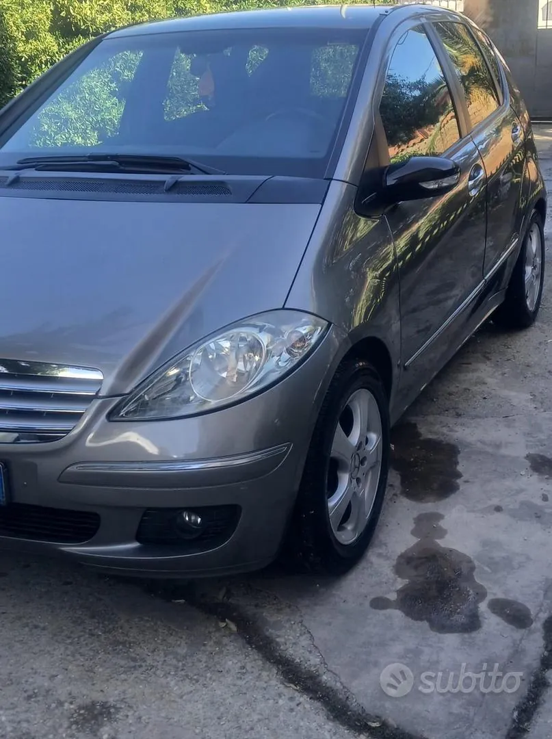 Mercedes-Benz A