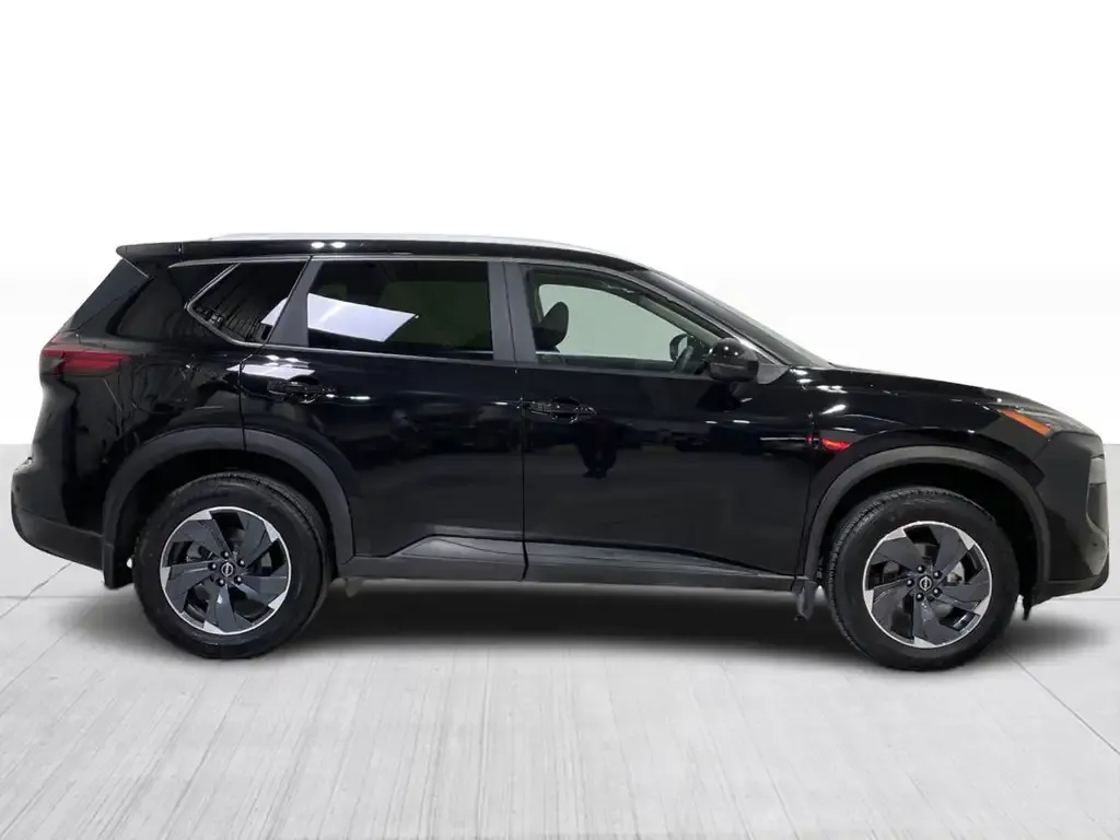 Nissan Rogue 2026 photo 2