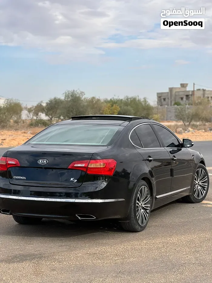 Kia Cadenza 2012 photo 2