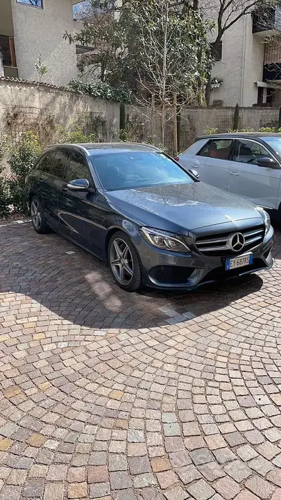 Mercedes-Benz C 2015 photo 2