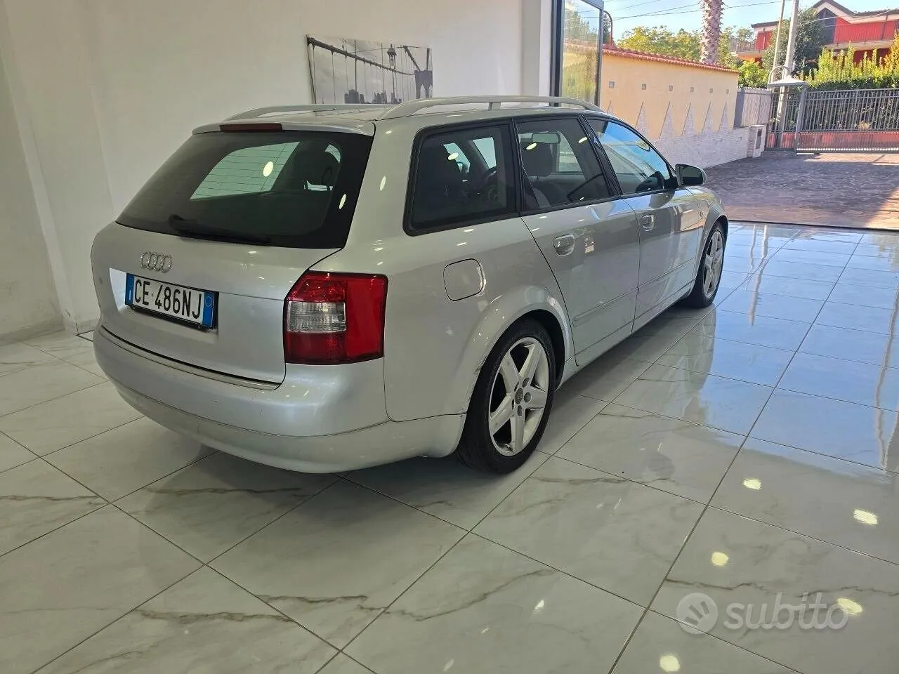 Audi A4 2003 photo 4