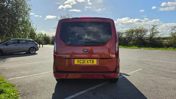 Ford Grand Tourneo Connect 2021 photo 3