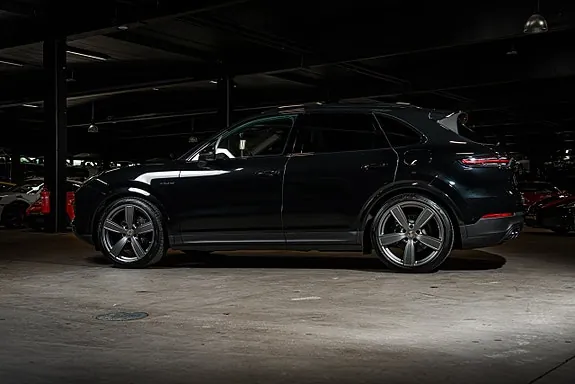 Porsche Cayenne 2023 photo 3