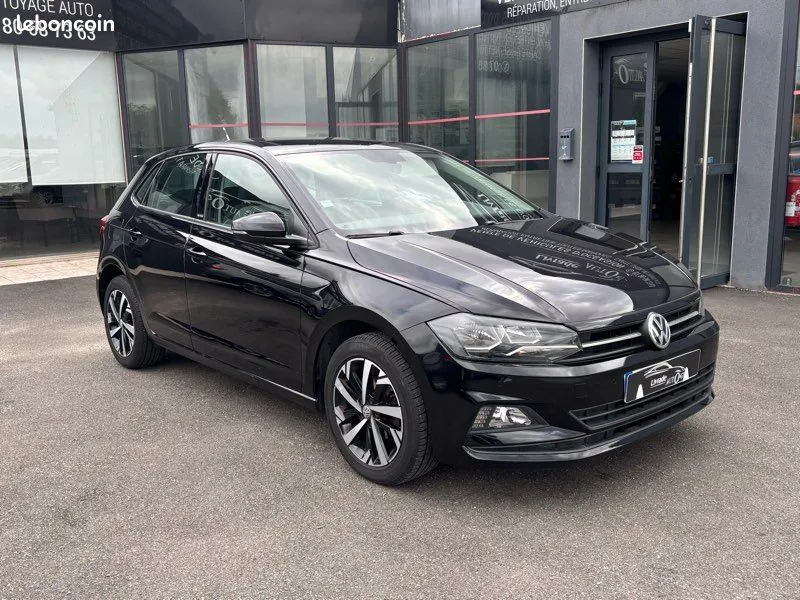 Volkswagen Polo 2017 photo 2