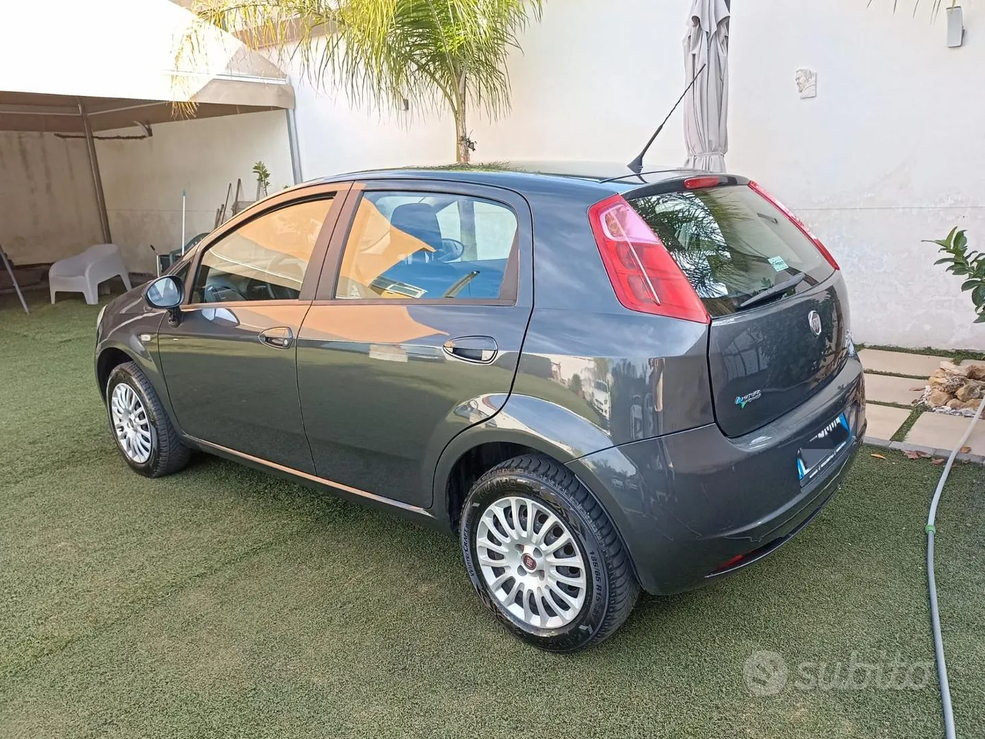 Fiat Grande Punto 2010 photo 4