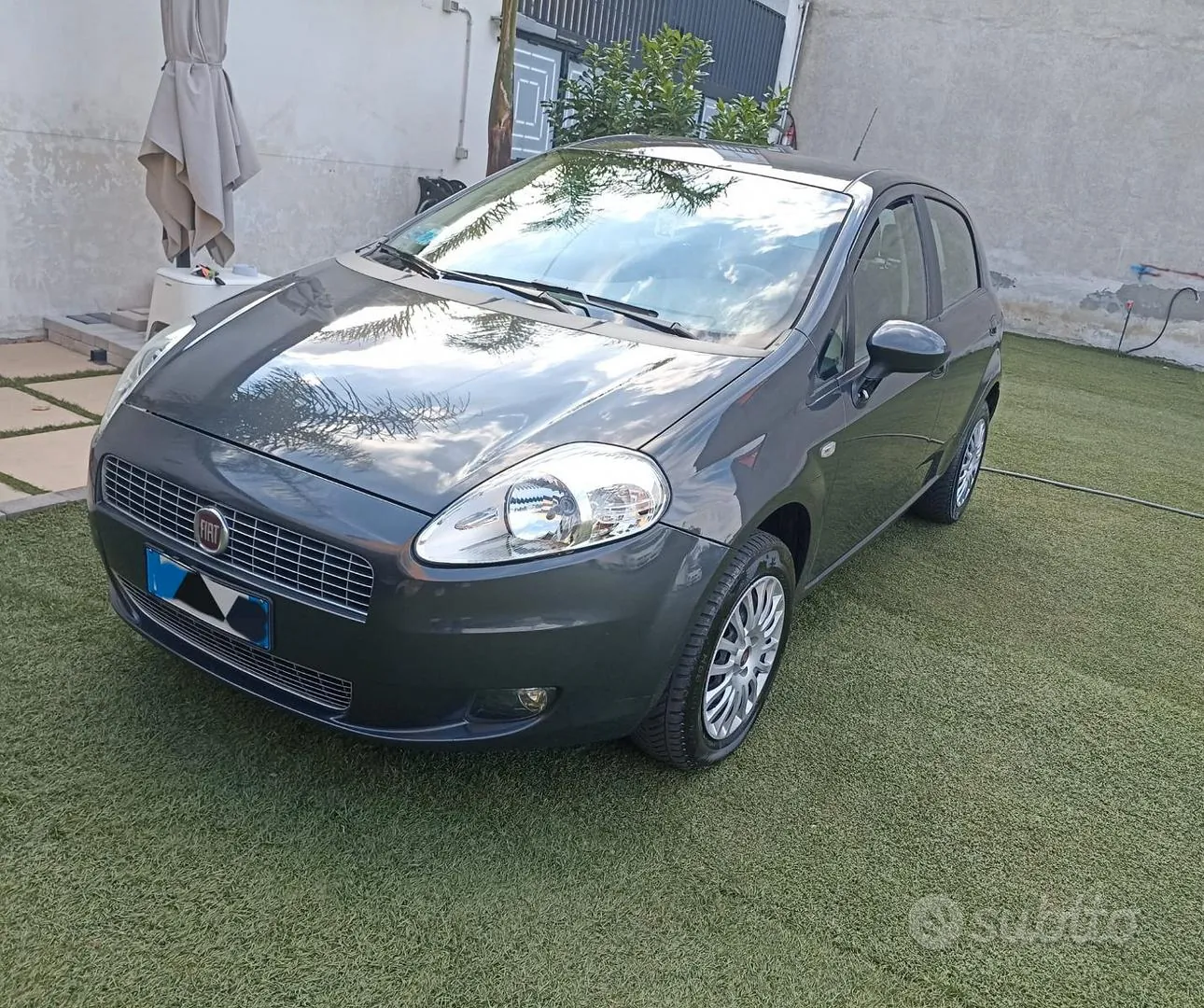 Fiat Grande Punto 2010 photo 3