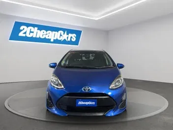Toyota Aqua 2017 photo 3