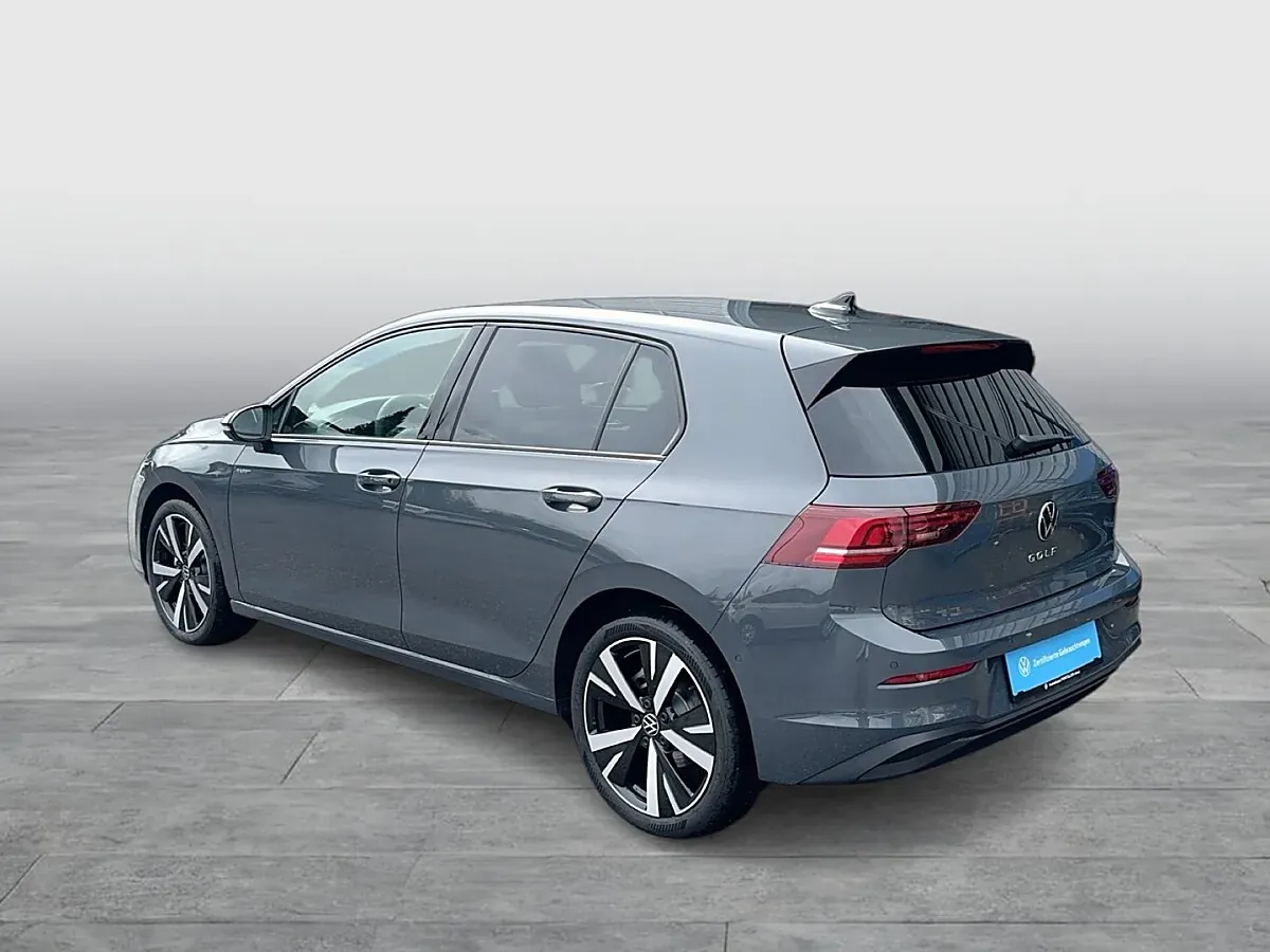 Volkswagen Golf 2026 photo 3