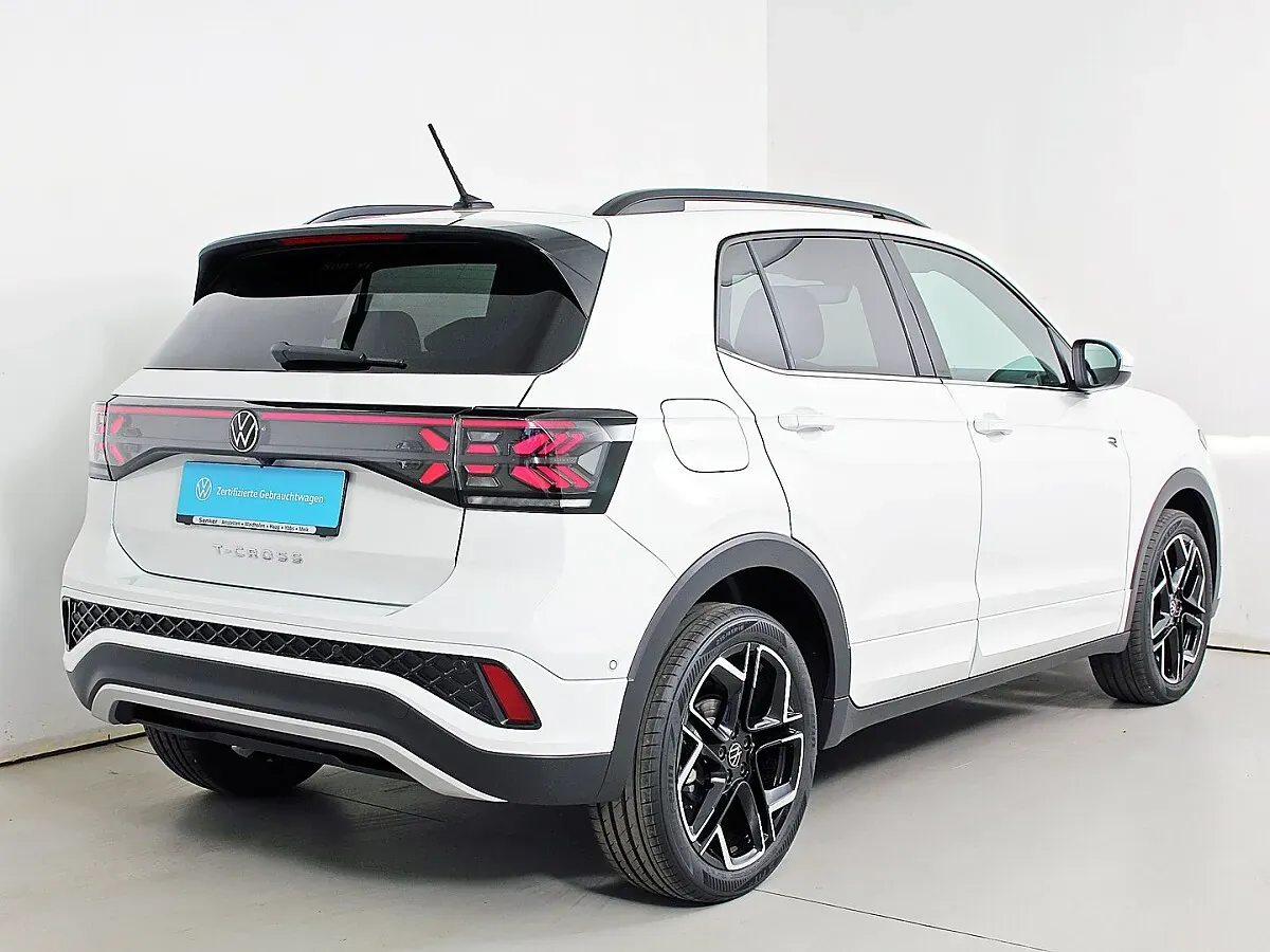 Volkswagen T-Cross 2026 photo 2