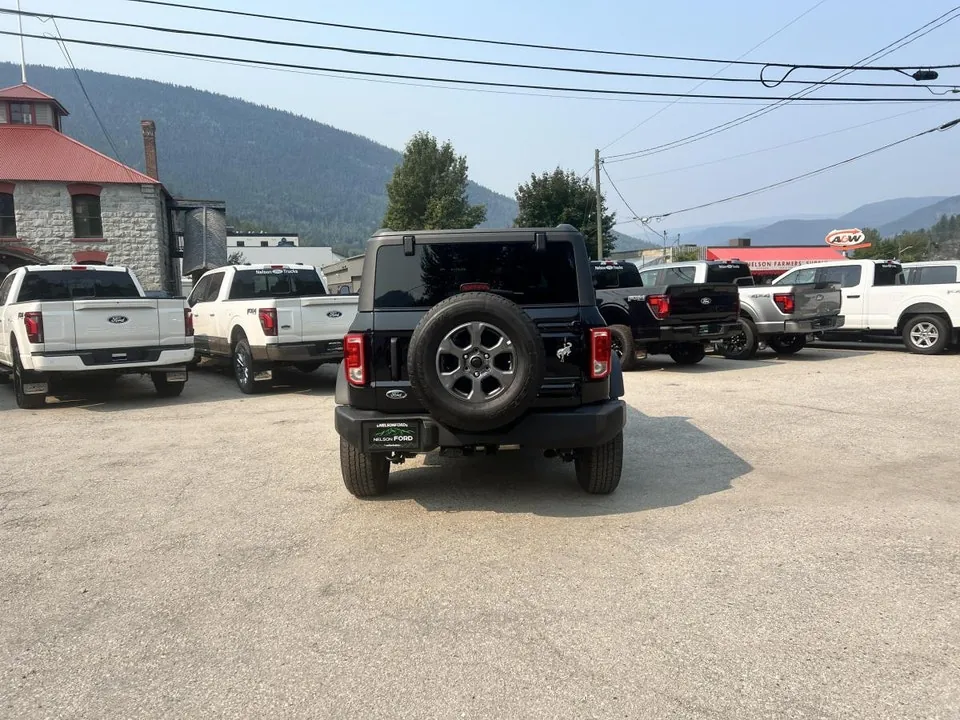 Ford Bronco 2023 photo 4