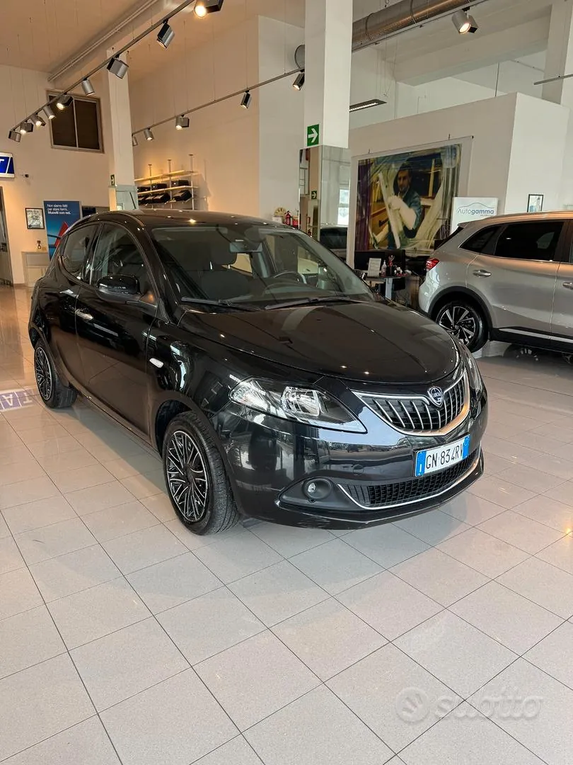 Lancia Ypsilon 2023 photo 3