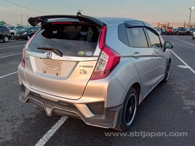 Honda Fit 2016 photo 4