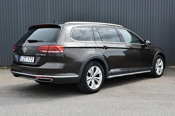 Volkswagen Passat Alltrack 2016 photo 2