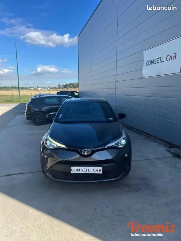 Toyota C-Hr 2021 photo 2