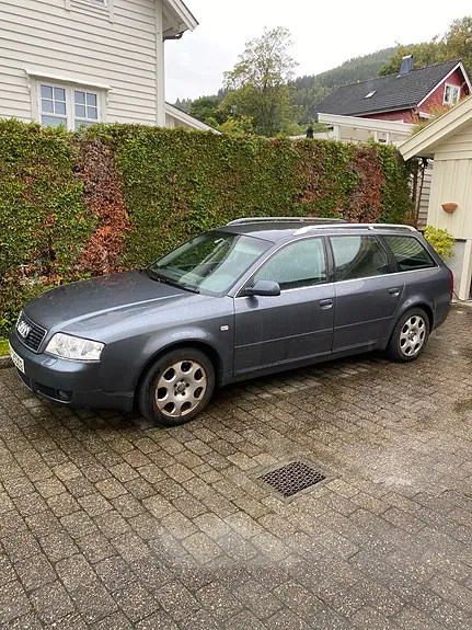 Audi A6 2004 photo 2
