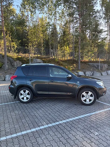 Toyota Rav4 2007 photo 2