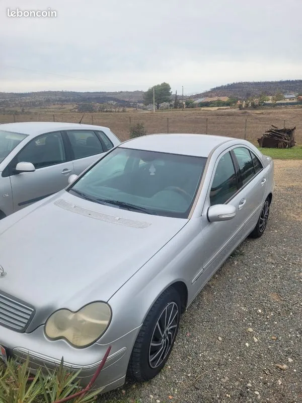 Mercedes-Benz C-Class 2002 photo 3