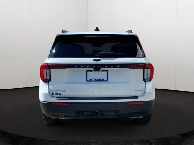 Ford Explorer 2025 photo 5
