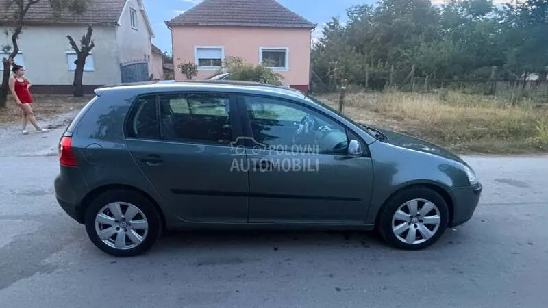 Volkswagen Golf 5 2005 photo 5