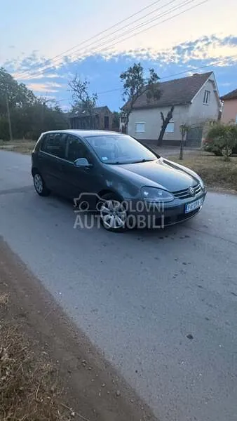 Volkswagen Golf 5 2005 photo 2