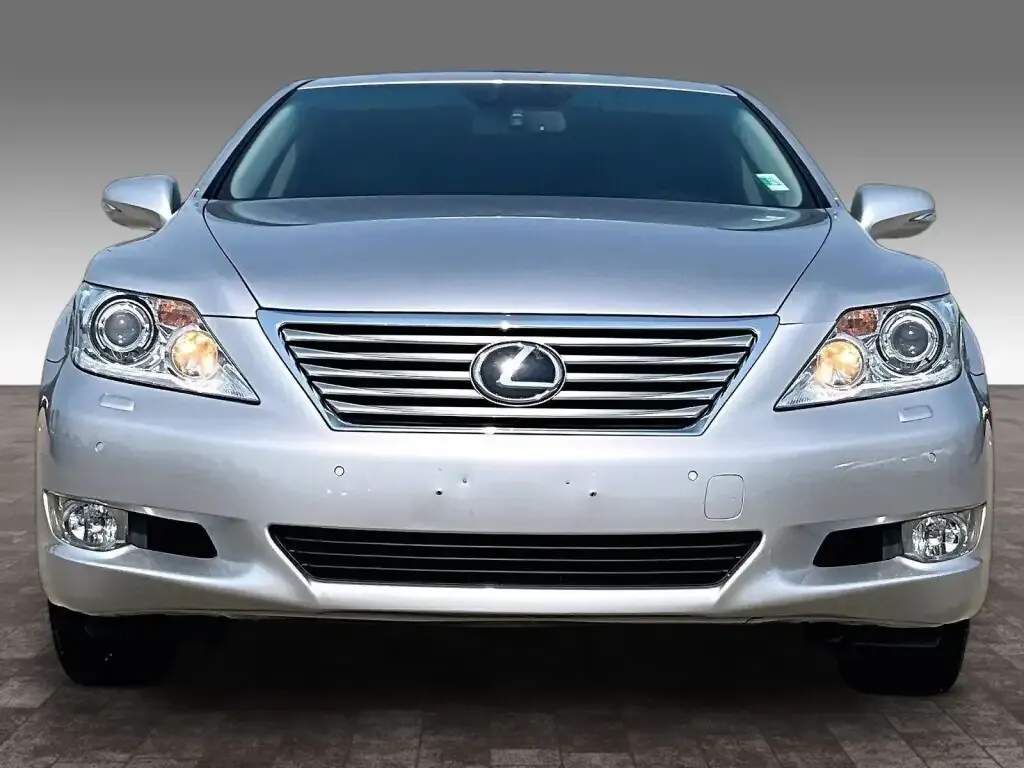 Lexus Ls 2010 photo 3