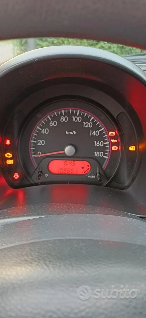 Suzuki Alto 2011 photo 5