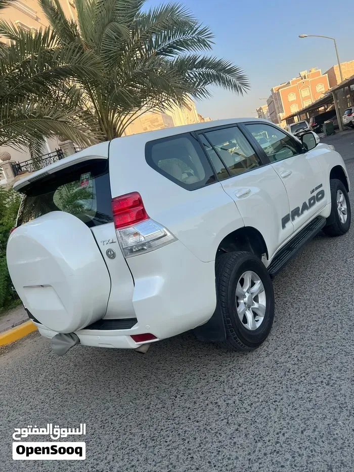 Toyota Prado 2013 photo 3
