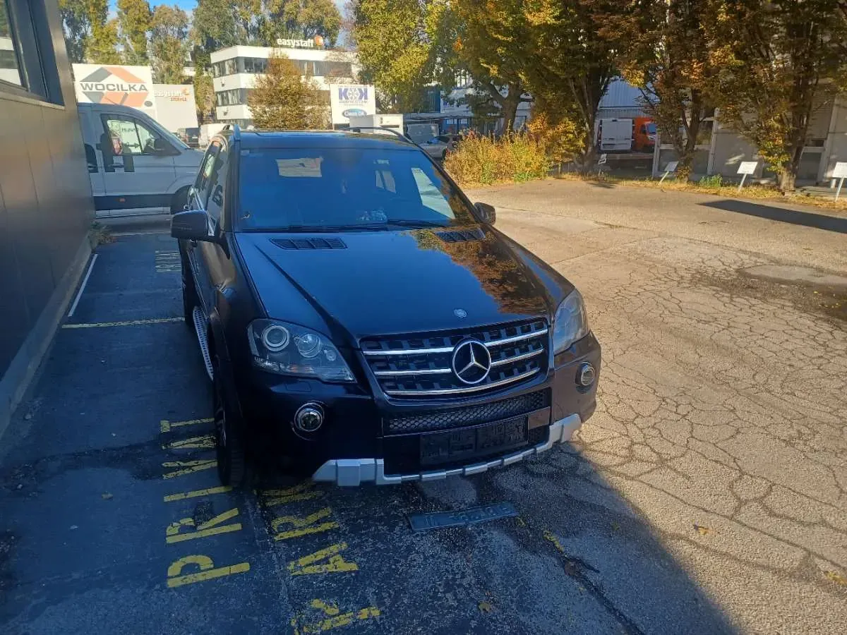 Mercedes-Benz M-Class