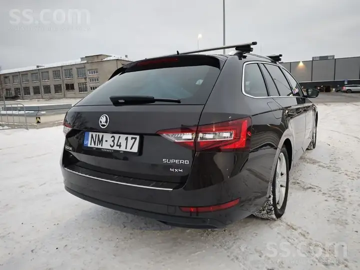 Skoda Superb 2018 photo 4