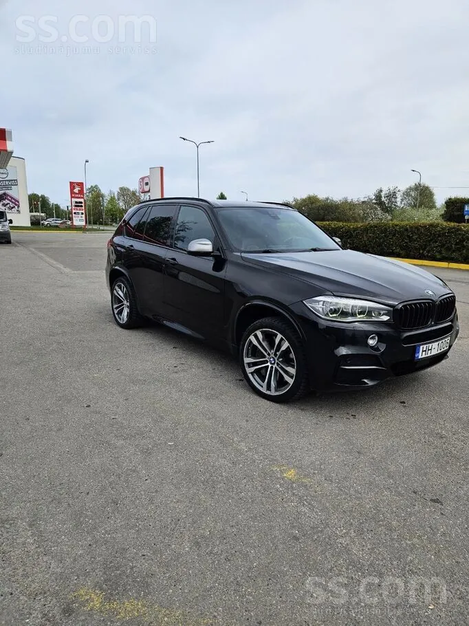 BMW X5 2014 photo 2