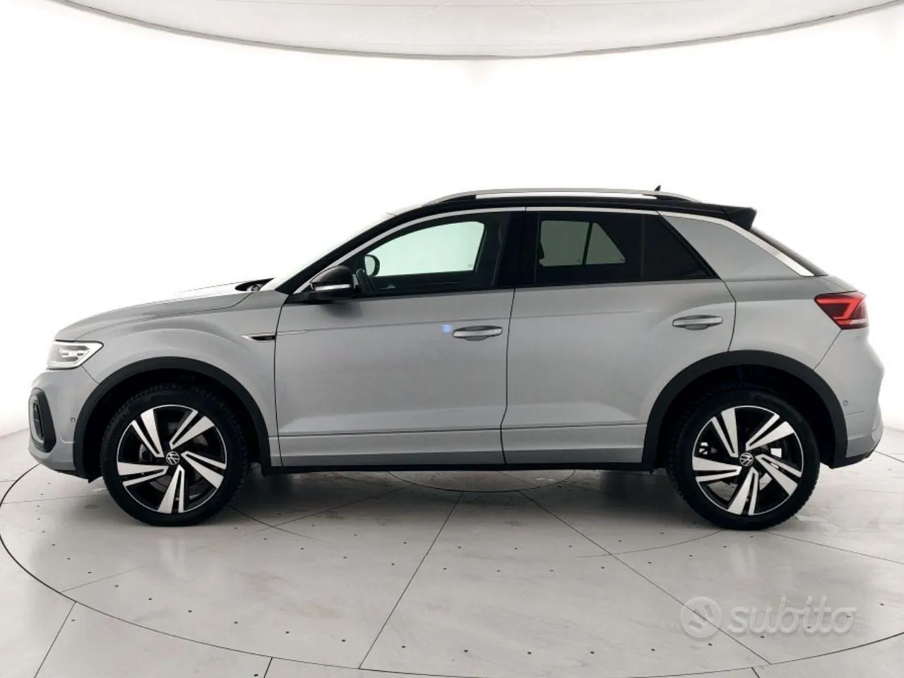 Volkswagen T-Roc 2024 photo 2