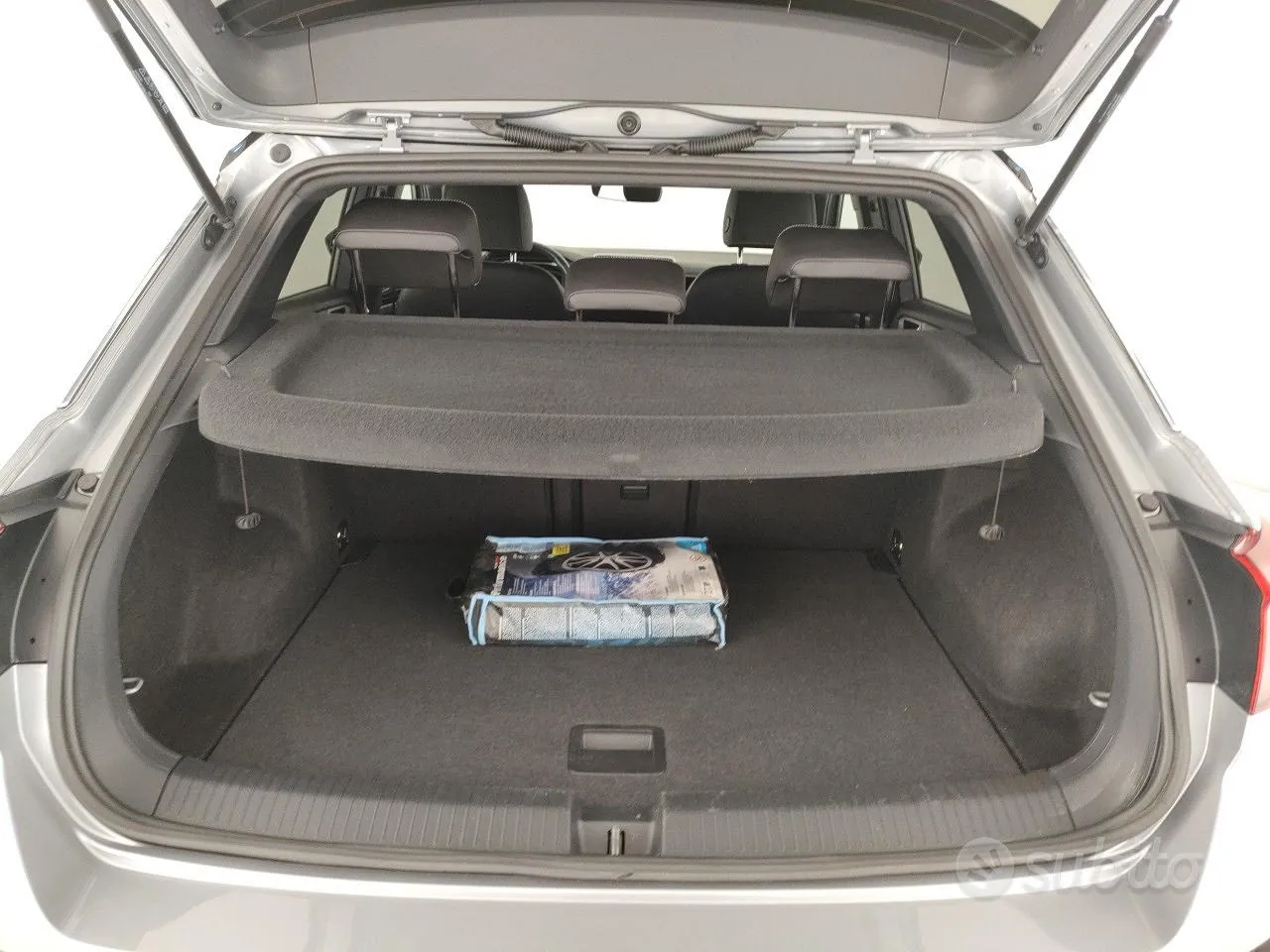 Volkswagen T-Roc 2024 photo 4