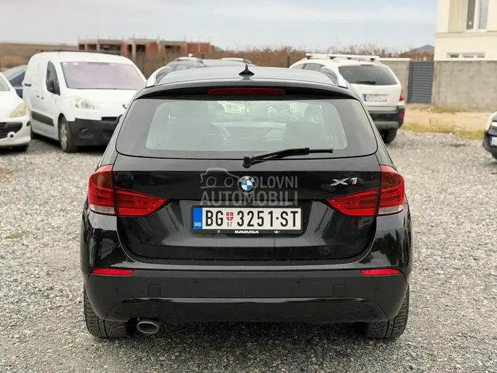 BMW X1 2010 photo 2