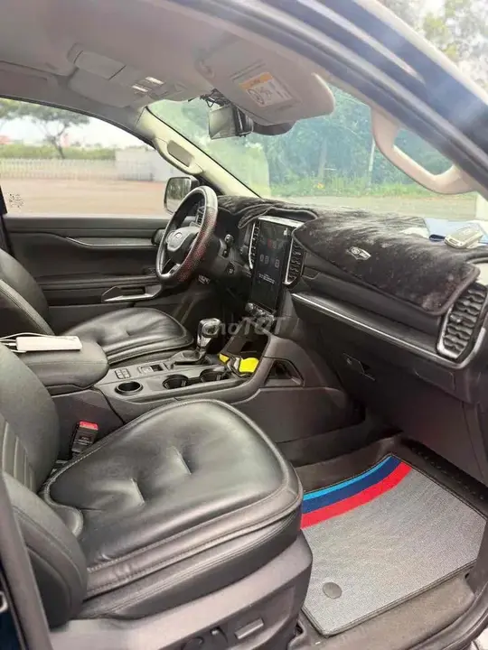 Ford Everest 2023 photo 3