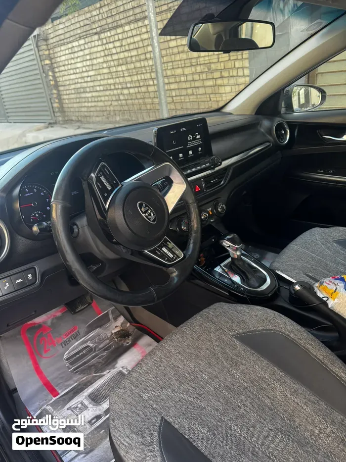 Kia Forte 2019 photo 2
