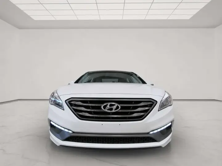 Hyundai Sonata 2016 photo 2
