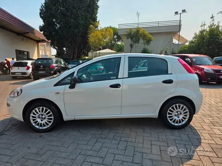 Fiat Punto 2017 photo 4