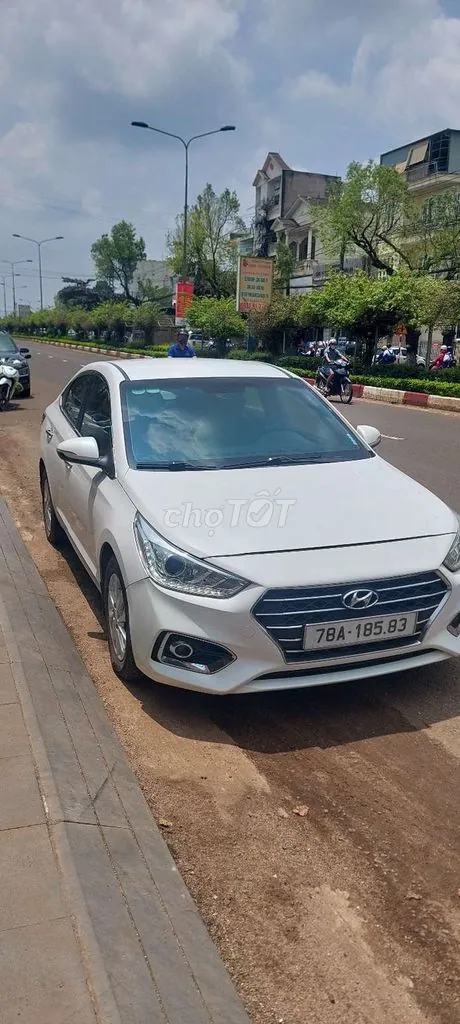 Hyundai Accent 2018 photo 5