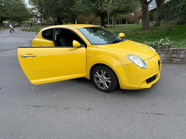 Alfa Romeo Mito 2011 photo 3