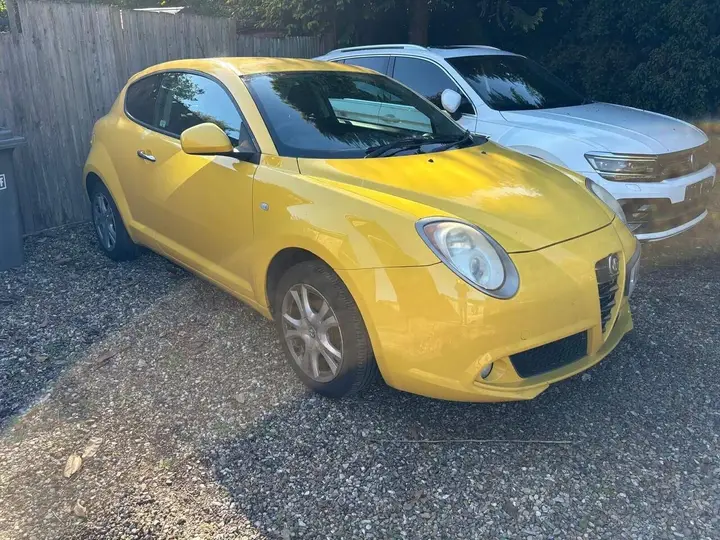 Alfa Romeo Mito 2011 photo 2
