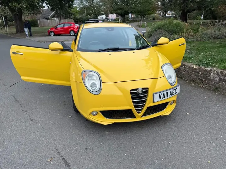 Alfa Romeo Mito 2011 photo 4