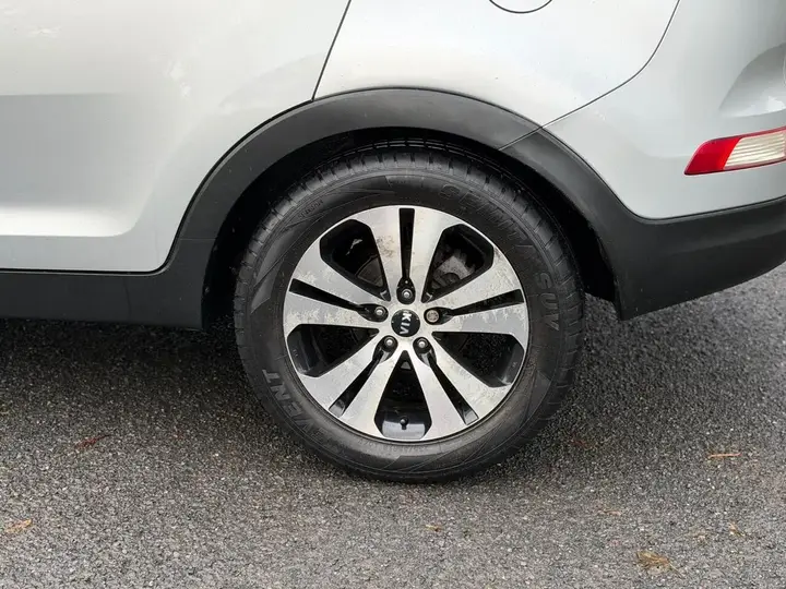Kia Sportage 2012 photo 4