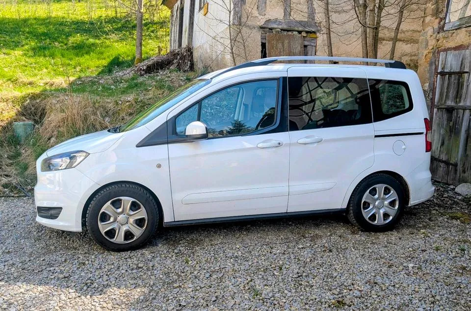 Ford Tourneo Courier