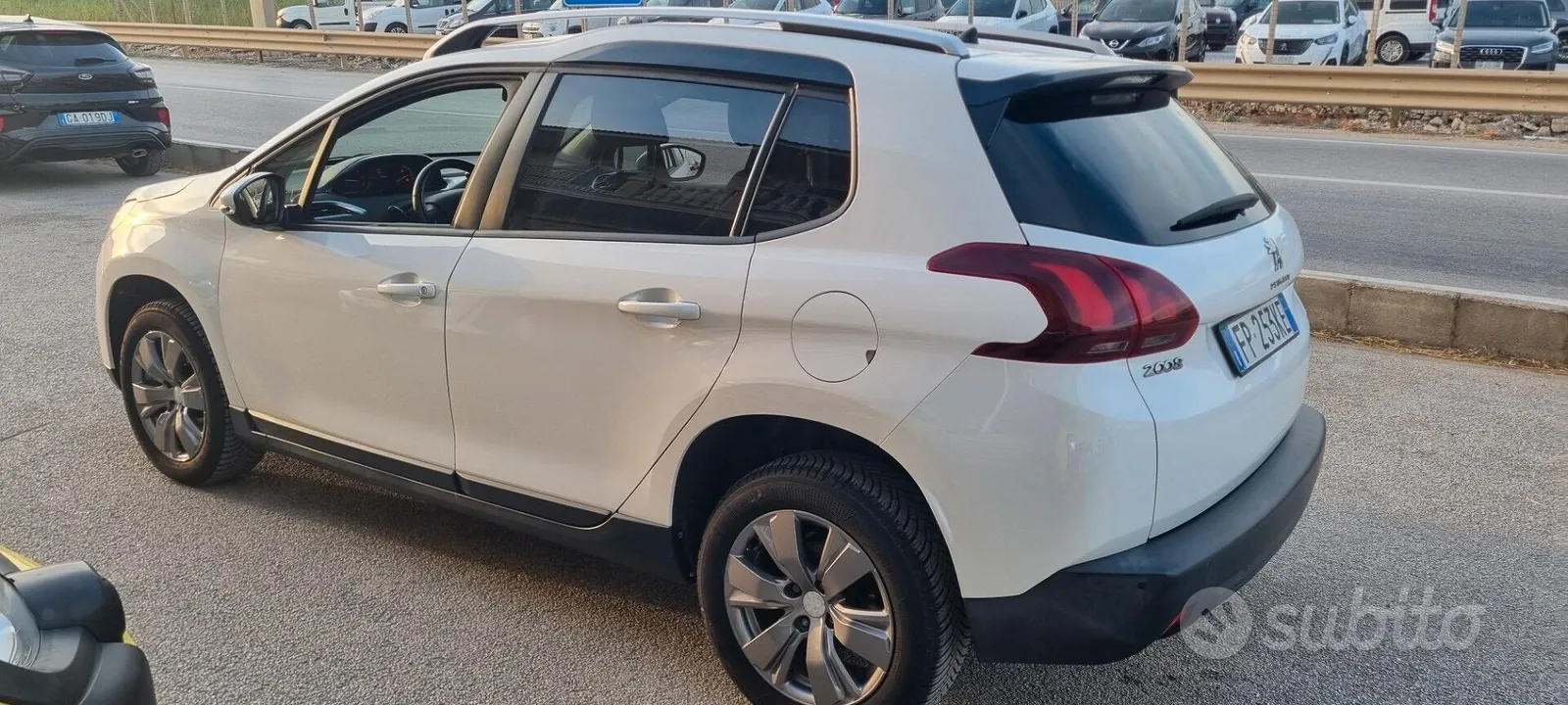 Peugeot 2008 2018 photo 2