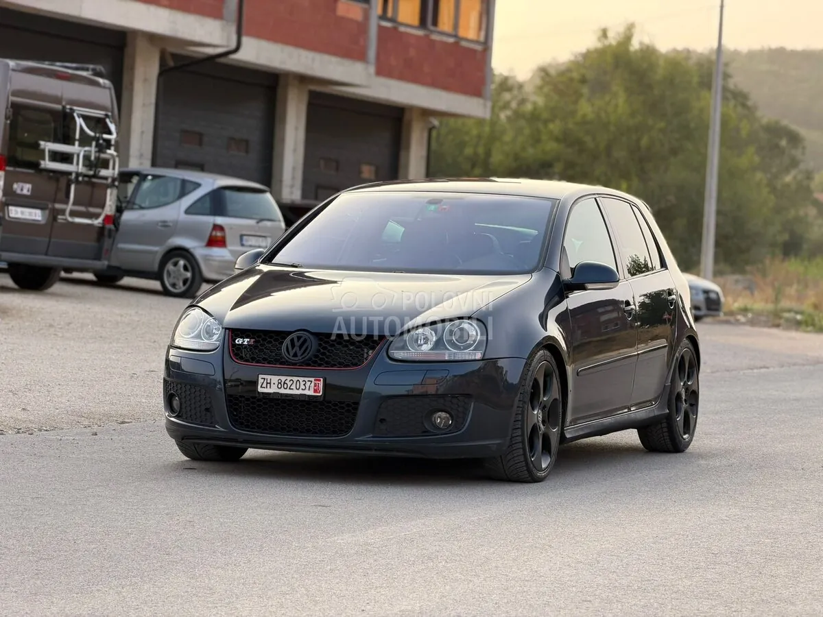 Volkswagen Golf 5 2006 photo 2