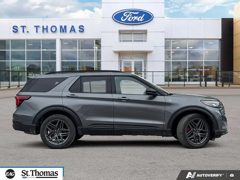 Ford Explorer 2025 photo 3